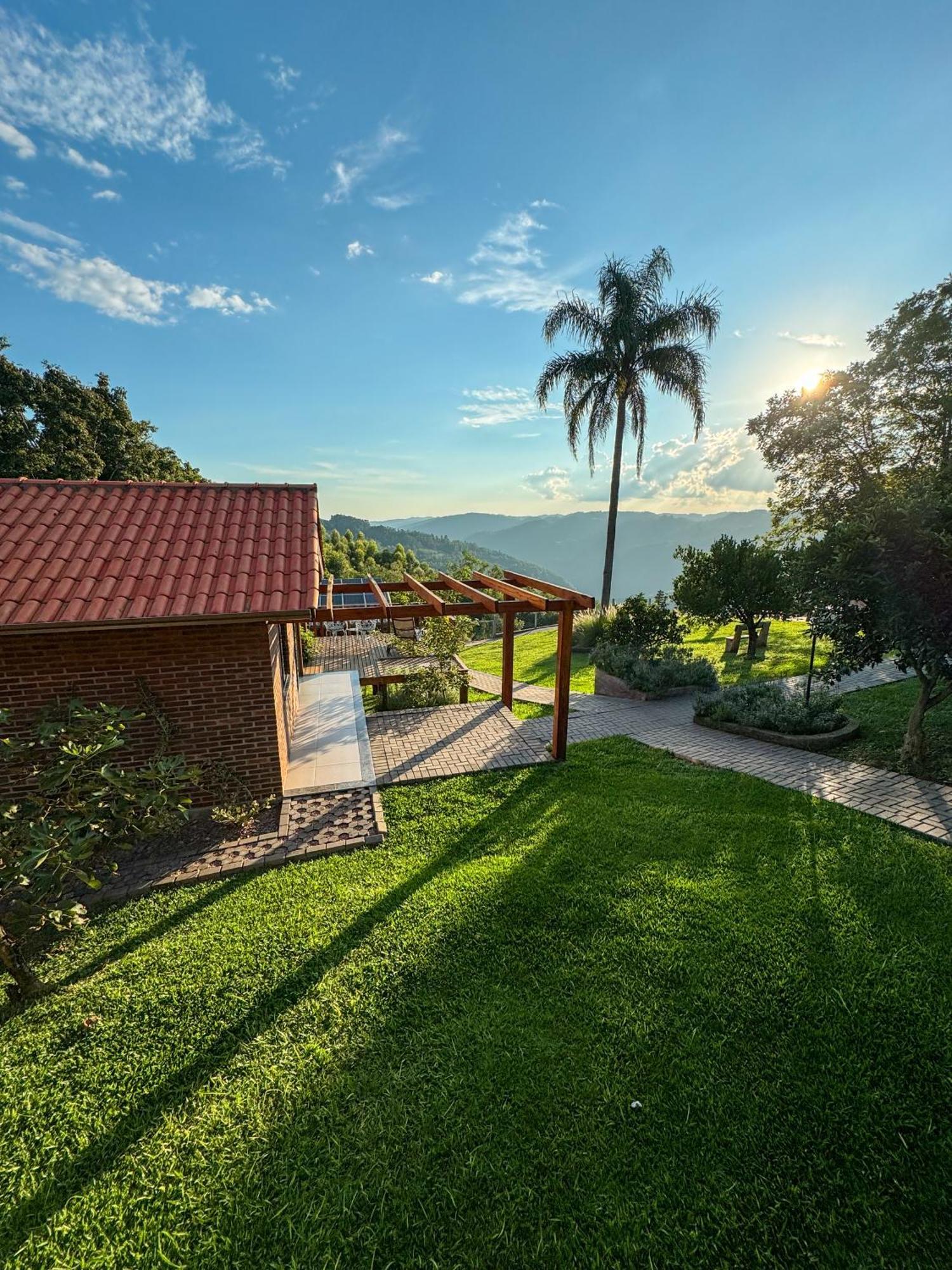 Vovo Emilio 山林小屋 Nova Petropolis